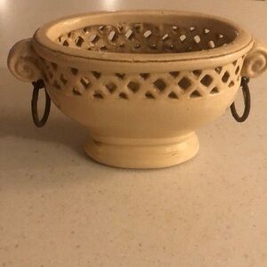 Decorative pottery or planter